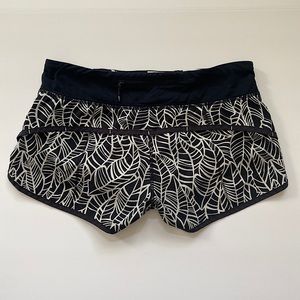 Speed Up Low-Rise Short 2.5”